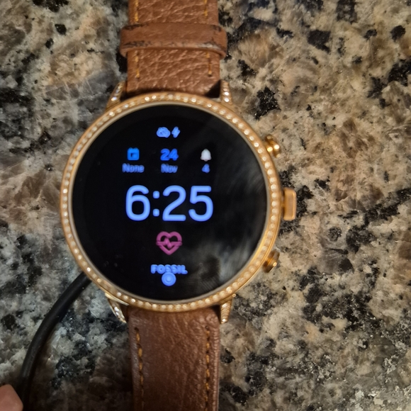 Fossil Gen 4 Digital Smartwatch - Picture 11 of 14